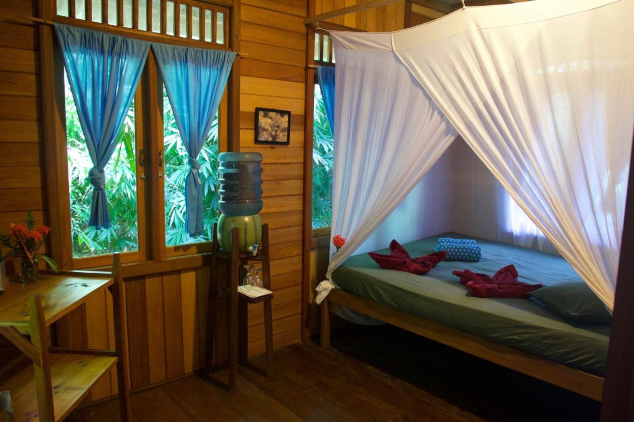 Nomad Divers Bangka Likupang Экстерьер фото
